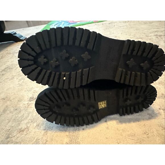 Good American Leather Chelsea Boot Combat Boot 7.5 - Picture 8 of 9